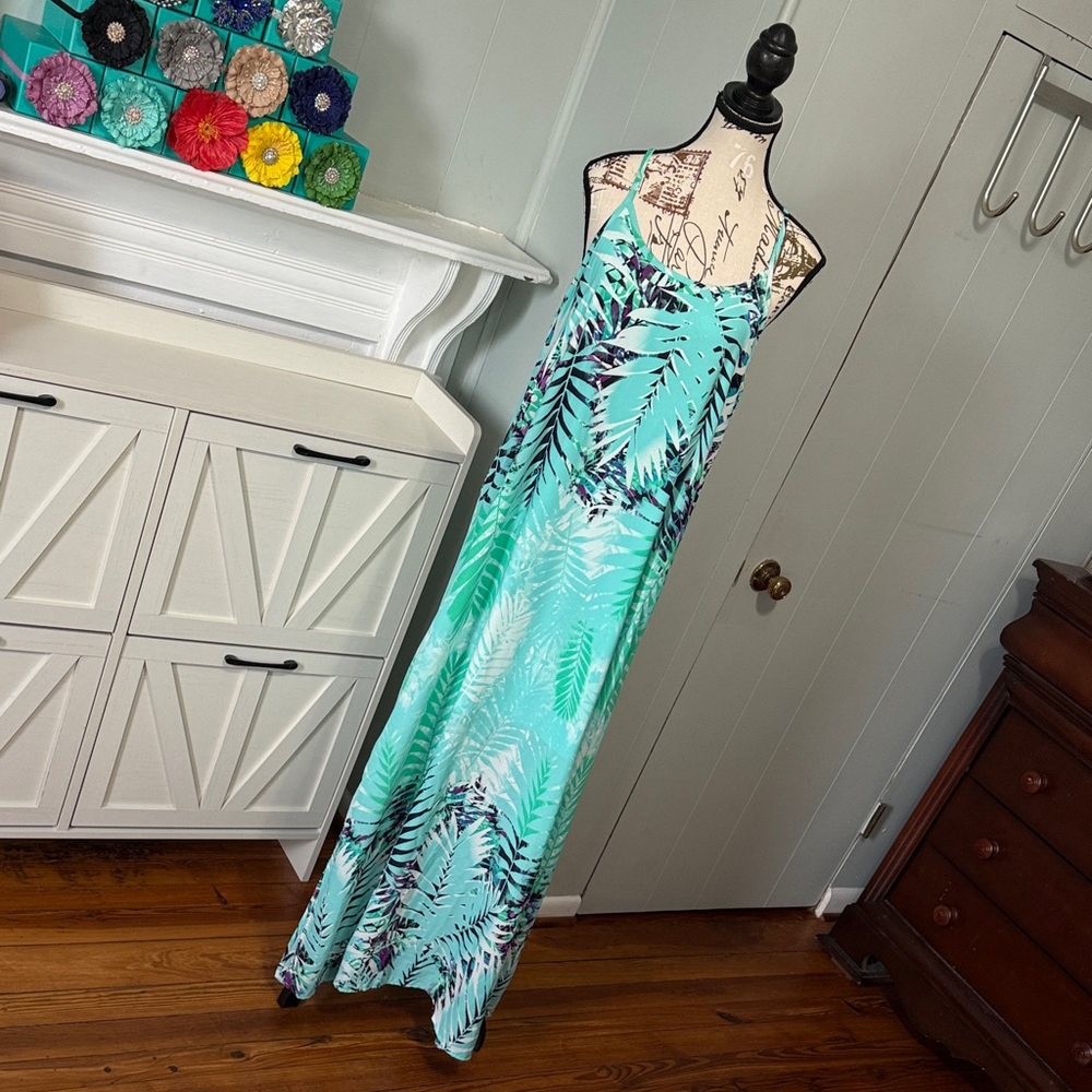 ⭐️3/$25⭐️ Peach Love Tropical‎ Leaf Print Maxi Dress